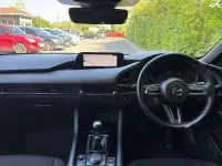 Begagnad Mazda 3 120 HK (88 kW) 2022 Grå Halvkombi