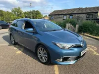 Used Toyota Auris Hybrid 2016 Blue Estate