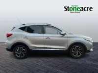 Used MG ZS Exclusive 106 HP (77 kW) 2023 Silver SUV