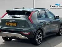 Used Kia Niro 183 HP (134 kW) 2023 Cityscape green metallic SUV