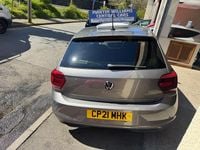 Usado VW Polo Match 95 HP (69 kW) 2021 Cinzento Citadino