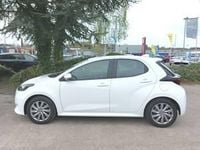 Used Toyota Yaris Hybrid 116 HP (85 kW) 2023 White Hatchback