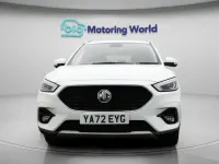 Usado MG ZS Exclusive 111 CV (81 kW) 2023 Blanco SUV