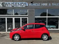Used Toyota Aygo x-press 69 HP (50 kW) 2016 Red Hatchback
