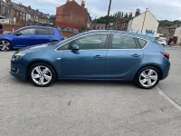 Used Vauxhall Astra SRi 115 HP (84 kW) 2015 Blue Hatchback