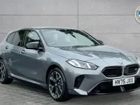 Nowe BMW M135 Shadowline 296 KM (217 kW) 2025 Szary Hatchback