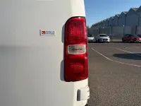 Used Vauxhall Vivaro 101 HP (74 kW) 2020 White MPV