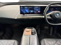 Usado BMW iX Comfort Edition 449 kW (611 CV) 2022 Gris SUV