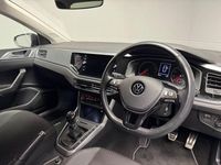 Usado VW Polo Active 95 HP (69 kW) 2021 Preto Citadino