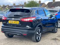 used Nissan Qashqai 1.6 dCi N-Connecta 5dr