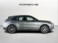 Used Porsche Cayenne 464 HP (341 kW) 2024 Grey SUV