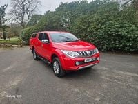 Used Mitsubishi L200 178 HP (130 kW) 2016 Red Pickup