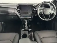 Second-hand Isuzu D-Max 163 CP (119 kW) 2025 Albastru Pickup