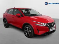 Used Nissan Qashqai Acenta Premium 190 HP (139 kW) 2022 Red SUV