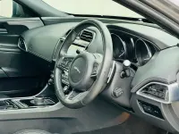 Gebraucht Jaguar XE Ingenium 2018 Grau Limousine