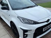 Used Toyota Yaris 261 HP (191 kW) 2021 White Hatchback