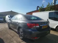 Usado Toyota Avensis 147 HP (108 kW) 2012 Cinzento Sedan