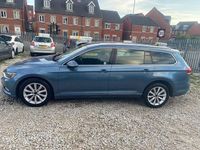 Used VW Passat Business 120 HP (88 kW) 2017 Blue Estate