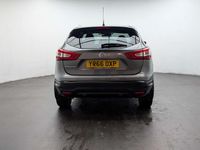 Used Nissan Qashqai S 131 HP (96 kW) 2016 Grey SUV