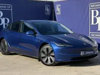 Używany Tesla Model 3 RWD 152 kW (208 KM) 2025 Niebieski Sedan/Limuzyna