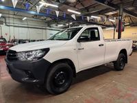 Used Toyota HiLux Active 2020 White Pickup