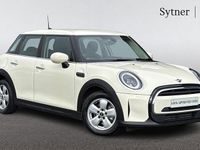 Used Mini Cooper Classic 134 HP (98 kW) 2021 White Hatchback