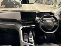 Used Peugeot 3008 Allure Premium 131 HP (96 kW) 2022 Black SUV