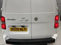 Second-hand Vauxhall Vivaro Sportive 100 CP (73 kW) 2020 Alb Monovolum