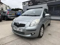 Used Toyota Yaris 87 HP (63 kW) 2007 Silver Hatchback