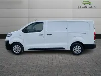 Used Vauxhall Vivaro 100 HP (73 kW) 2020 White MPV