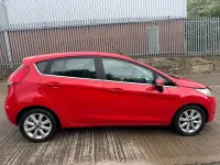Second-hand Ford Fiesta Zetec 94 CP (69 kW) 2011 Roșu Hatchback