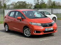 Używany Honda Jazz SE 102 KM (75 kW) 2018 Pomarańczowy Hatchback