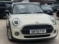Used Mini Cooper Classic 134 HP (98 kW) 2020 White Hatchback