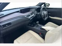 Used Lexus UX 250h 180 HP (132 kW) 2019 Green SUV