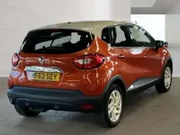 Used Renault Captur Dynamique 90 HP (66 kW) 2013 Orange and cream SUV