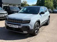 Usado Jeep Avenger Summit 100 HP (73 kW) 2025 Cinzento SUV