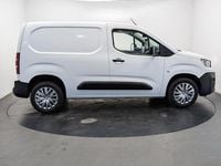 Used Peugeot Partner Premium 100 HP (73 kW) 2022 White MPV