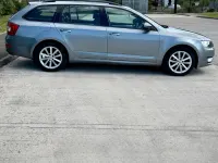 Begagnad Skoda Octavia Elegance 2013 Grå Kombi