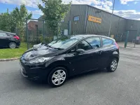 Begagnad Ford Fiesta 82 HK (60 kW) 2010 Svart Halvkombi