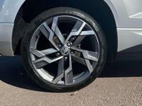 Used Skoda Karoq SportLine 150 HP (110 kW) 2024 Silver SUV