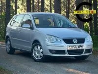 Begagnad VW Polo S 80 HK (58 kW) 2006 Silver Halvkombi