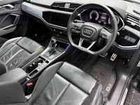 Begagnad Audi Q3 Advanced 2019 Grå SUV