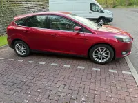 Usado Ford Focus Zetec 2016 Vermelho Citadino