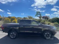 Used Toyota HiLux 204 HP (150 kW) 2024 Black Pickup