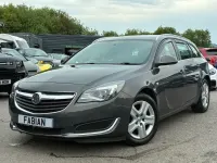 Used Vauxhall Insignia Design Edition 136 HP (100 kW) 2016 Grey Estate