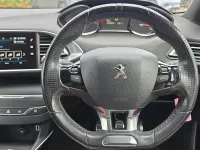 Used Peugeot 308 GT-line 131 HP (96 kW) 2018 White Hatchback