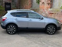 Begagnad Nissan Qashqai N-TEC 2011 Grå SUV