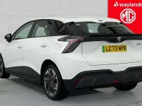Usado MG MG4 EV SE 319 kW (435 HP) 2023 Branco Citadino