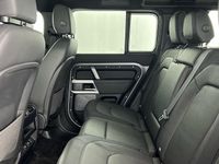 Used Land Rover Defender SE Dynamic 300 HP (220 kW) 2023 SUV