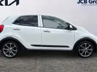 Used Kia Picanto X-Line 67 HP (49 kW) 2023 White Hatchback